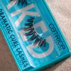 Faked Dramatic Curl Lashes|Catrice Hot