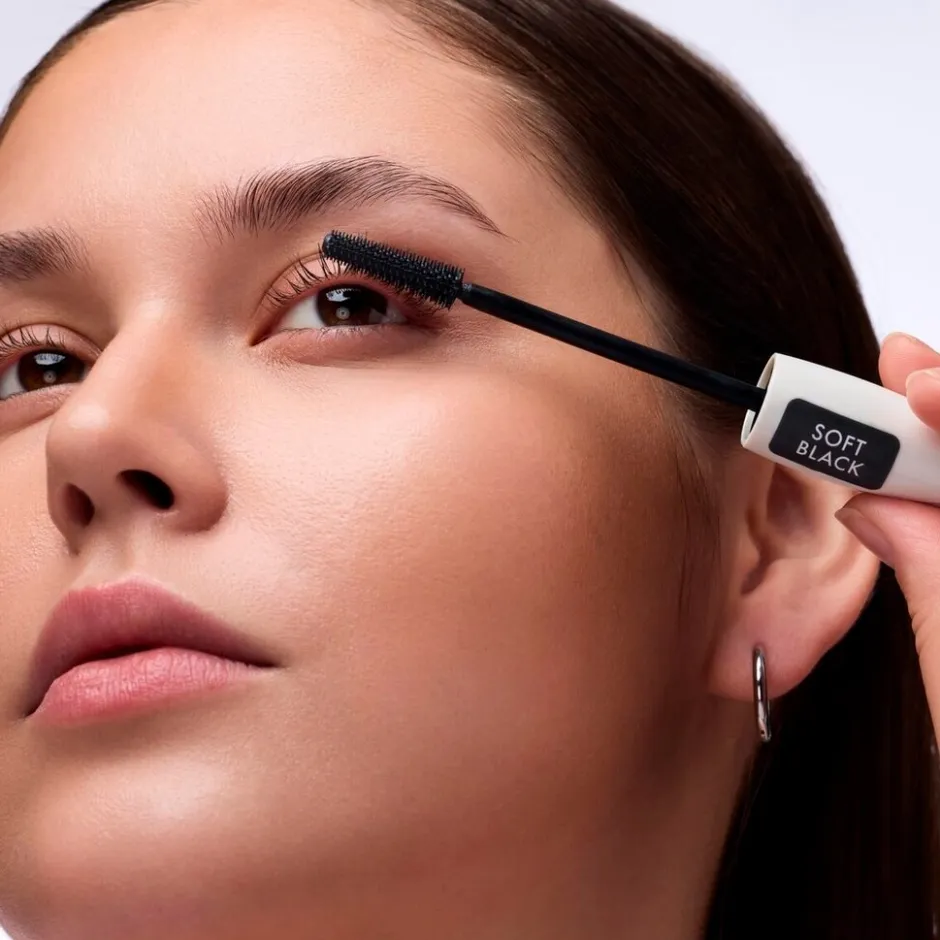 Catrice Glam & Doll Tinted Primer Mascara Base< Mascara