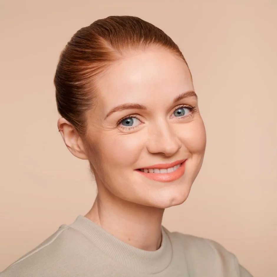HD 010 Light Beige Liquid Coverage Foundation|Catrice Best
