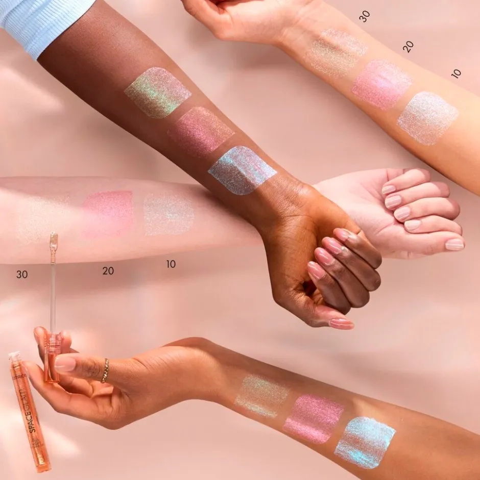 Catrice Space Glam 010 Milky Way Liquid Chrome Eyeshadow< Oogschaduw