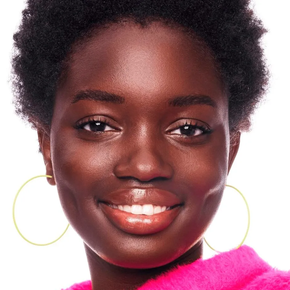 Essence 150 Skin Tint< Foundation
