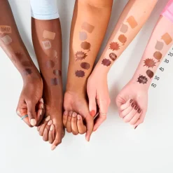 Essence Baby Got Bronze 40 Hazelnut Bronzing Stick< Bronzer