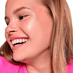 Essence Baby Got Glow 010 Golden Aura Highlight Stick< Highlighter