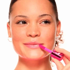 Hydra Kiss 06 Cranberry is Back Lip Oil|Essence