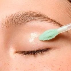 Jelly Grip Eyeshadow Primer|Essence Discount