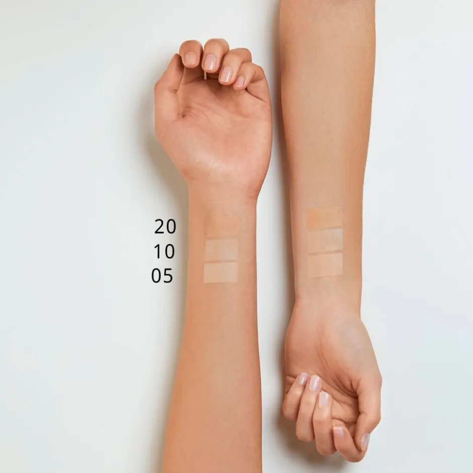 Skin Lovin' Sensitive 20 Medium Concealer|Essence Hot