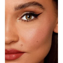 Infallible Flicks Glossy Eyeliner Pen|Kruidvat Outlet