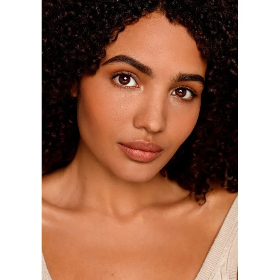 Kruidvat Need No More 028 Medium Biscuit Prime, Color & Finish Powder Foundation< Gezichtspoeder