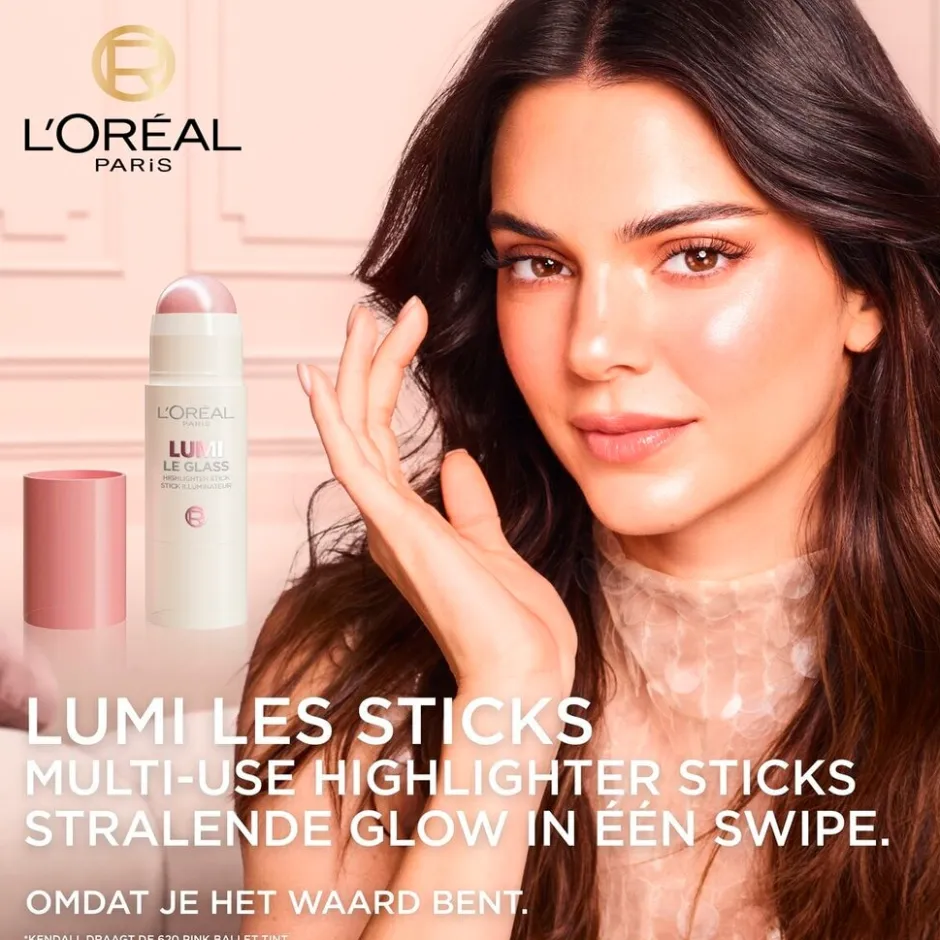 L'Oréal Paris Lumi Le Glass 610 Pearl Eclat Highlighter Stick|L'Oreal Discount