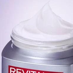 L'Oreal Paris L'Oréal Paris Revitalift Filler SPF50 Anti-Aging Dagcrème< Dagcreme