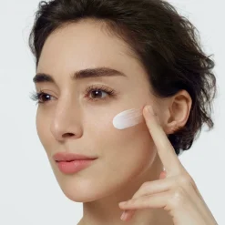 L'Oreal Paris L'Oréal Paris Revitalift Filler SPF50 Anti-Aging Dagcrème< Dagcreme