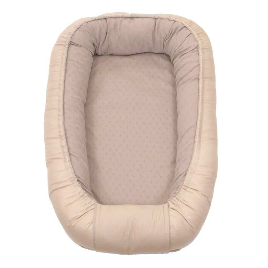 MamaLoes Amy Ajour Nougat Omkeerbaar Babynest< Babynestjes
