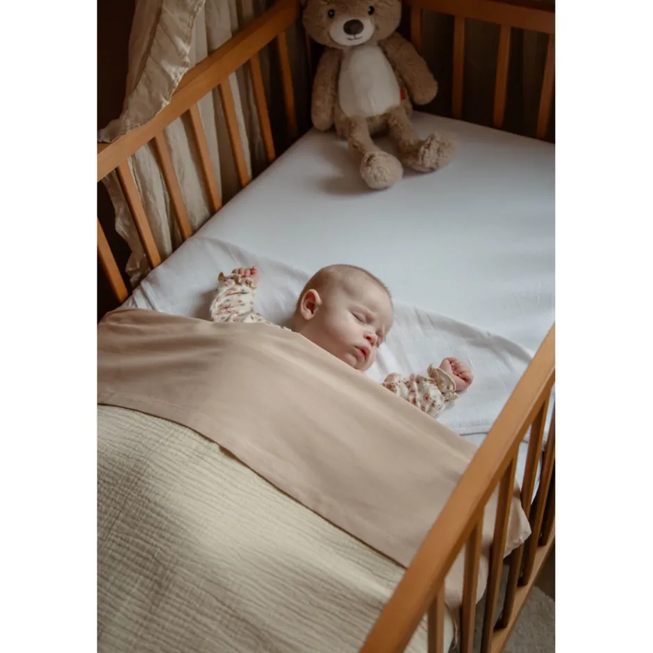 MamaLoes Jersey Nougat 60 x 120 cm Ledikant Hoeslaken< Baby Beddengoed