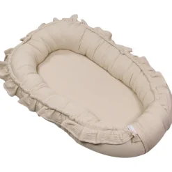 MamaLoes Soft Cotton Ruffle Ecru Babynest< Babynestjes