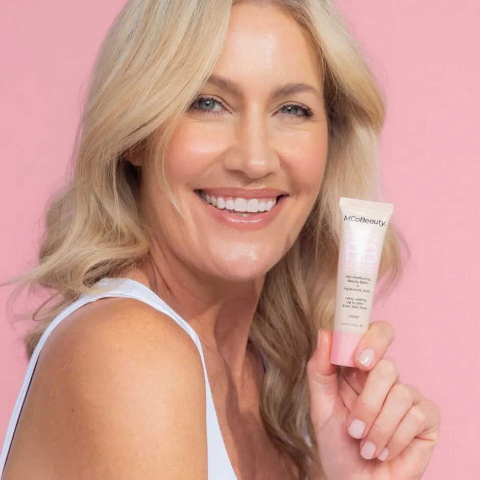 MCoBeauty Miracle Natural Medium BB Cream< Bb Cream
