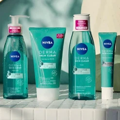Nivea Skincare NIVEA Derma Skin Clear Scrub< Gezichtsreiniging