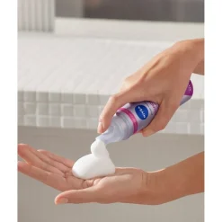 Diamond Gloss Care Hold 4 Mousse|Nivea