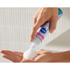 Nivea Hold 4 Volume Care Styling Mousse< Haarmousse