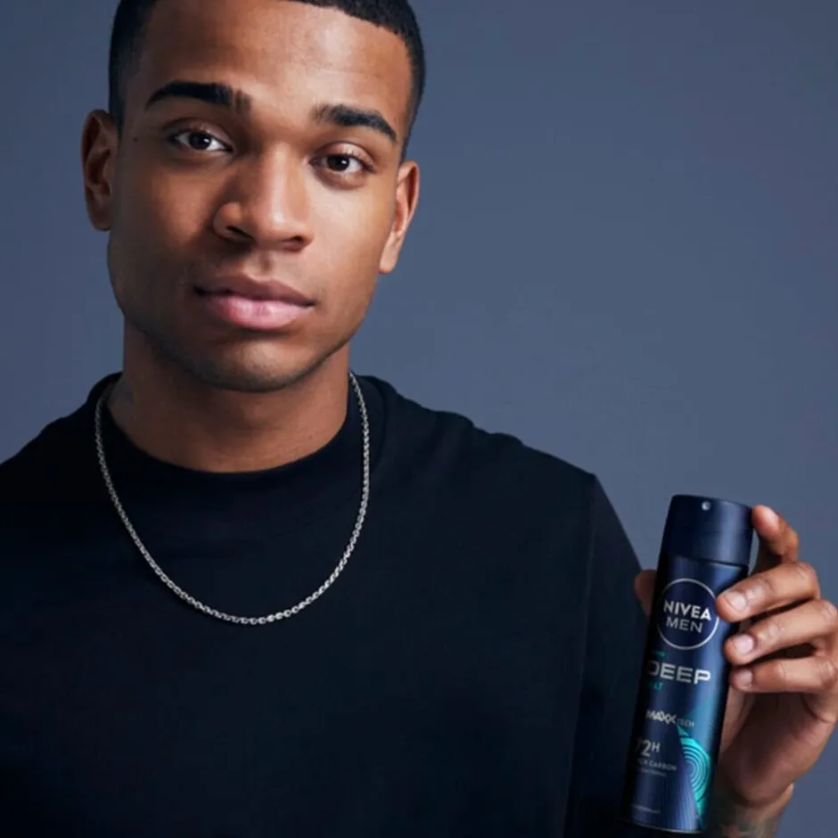 Deep Black Carbon Beat Antitranspirant Spray|Nivea Men Hot