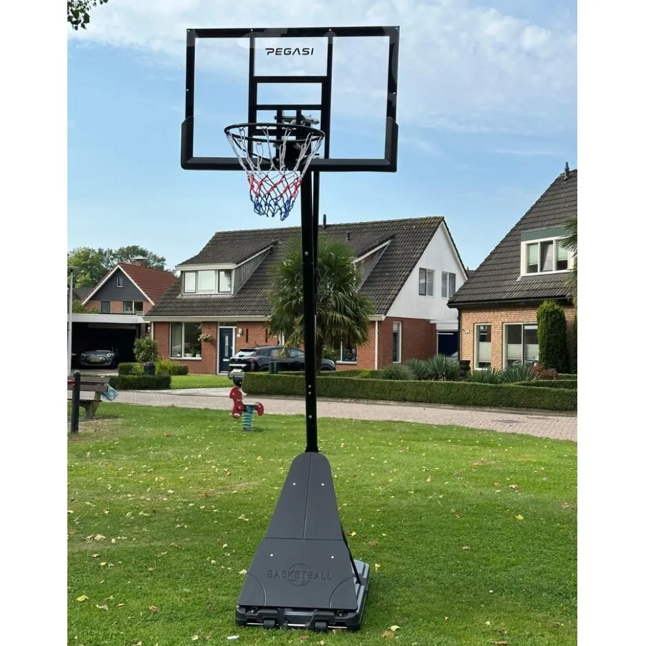 Pegasi basketbalpaal Home Pro< Basketballen