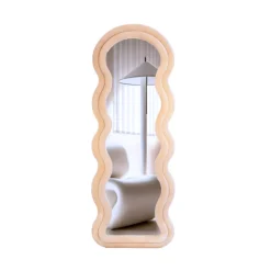 SensaHome Wavy Gestoffeerde Staande Spiegel< Woonaccessoires