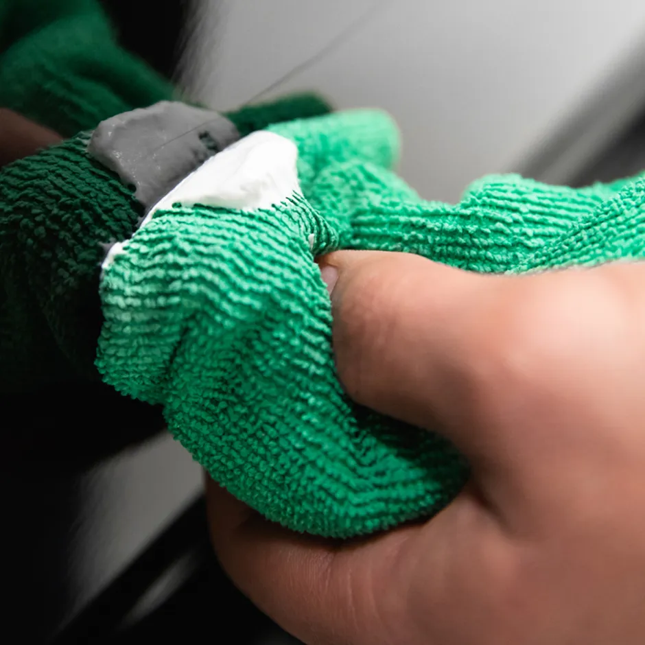 Turtle Wax 53167 Scratch Repair & Renew 207ml| Clearance